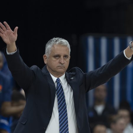 El Torbellino de Dimisiones en la Euroliga: ¿Qué Está Pasando con los Entrenadores en 2023?