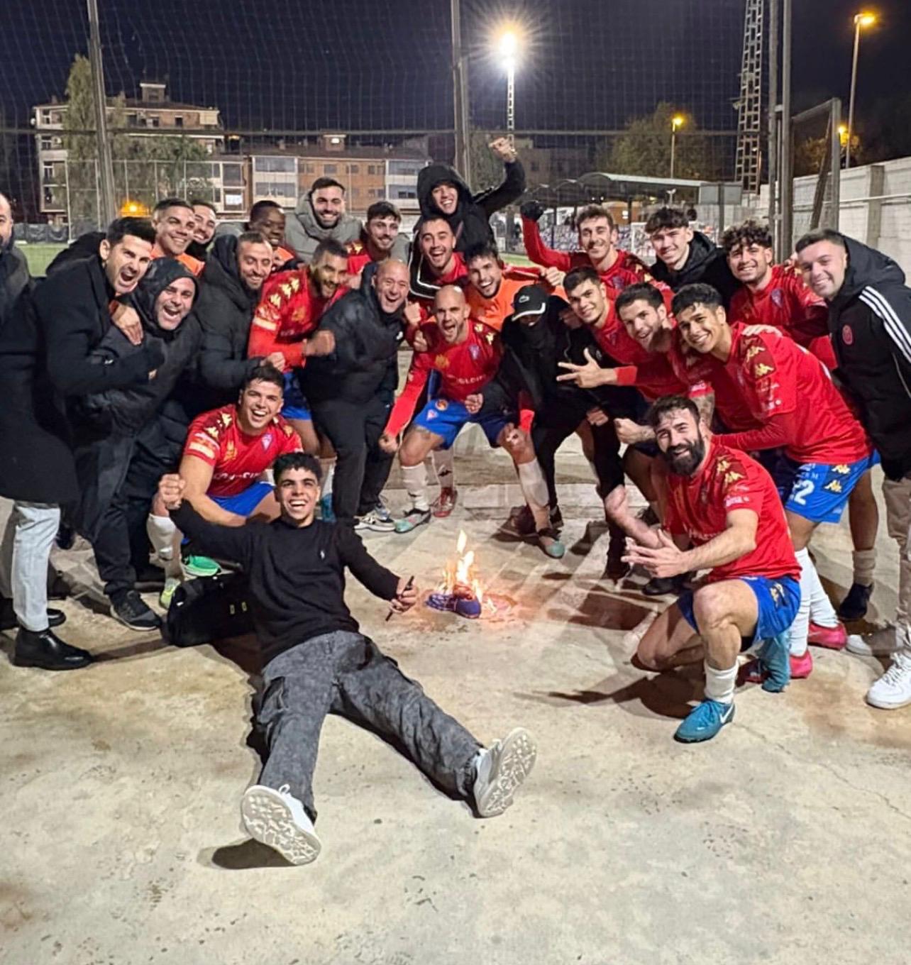 La Lloca Gran Final: San Juan At. Montcada Vence al Manlleu 6-4 en un Encuentro Inolvidable 1 6922246c4faf5