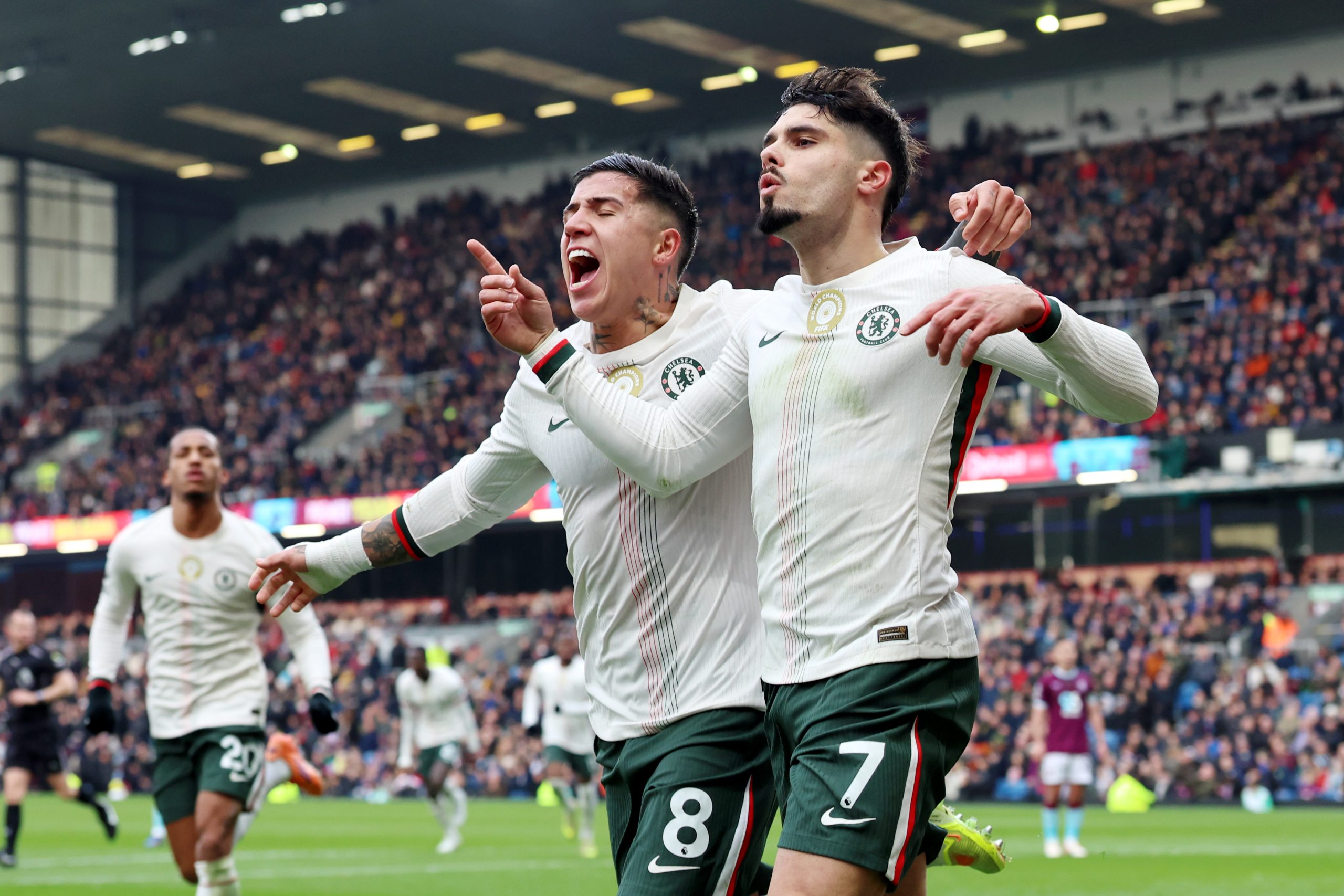 69230dee68054 scaled