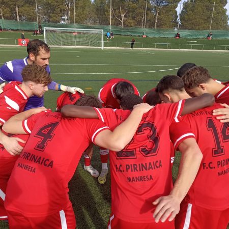 Intensa jornada en la Primera Catalana: Pirinaica y Turó Peira luchan por la victoria