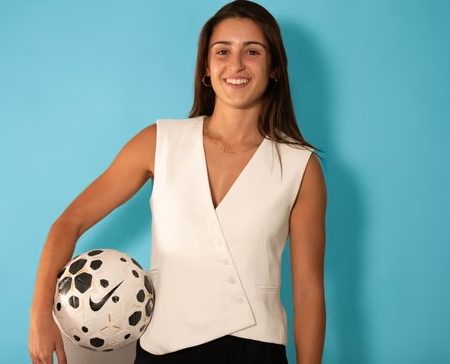 Jana Fernández: La Valiente Defensora que Renace en la FA Women’s Super League y Sueña en Grande