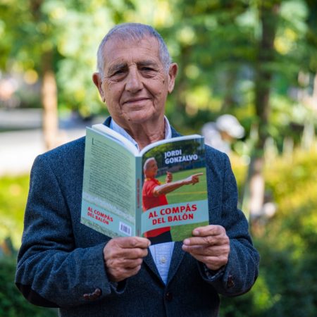 Jordi Gonzalvo: La Musicalidad de un Entrenador Legendario en ‘Al Compás del Balón’