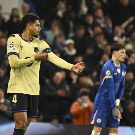 FC Barcelona: La Abultada Derrota 3-0 en Stamford Bridge marca un Punto de Inflexión