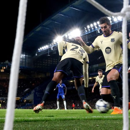 Desastroza noche para el Barça en Stamford Bridge: 3 lecciones tras la derrota estrepitosa