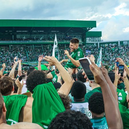 Chapecoense Regresa a la Élite del Fútbol Brasileño: Un Renacer Emocionante Tras la Tragedia