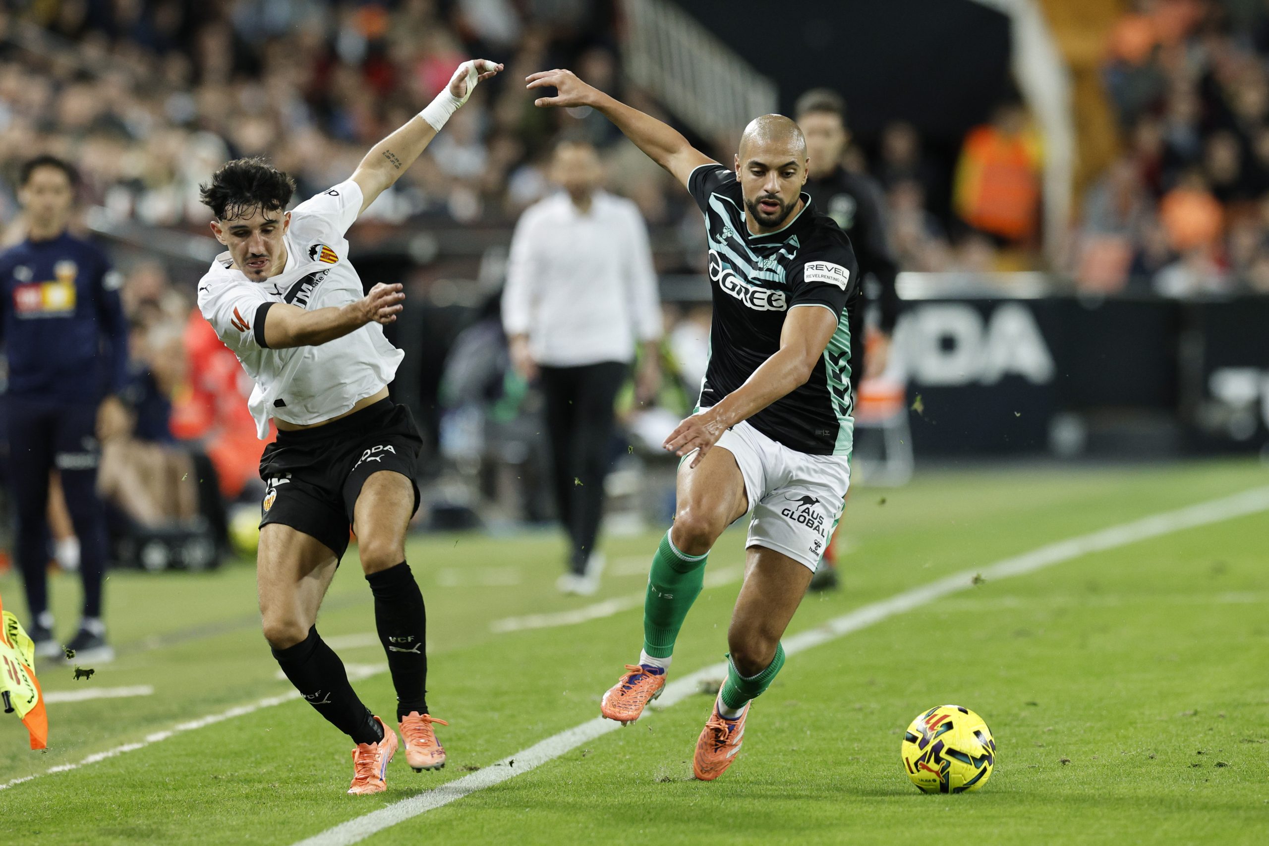 6926cd9493386 scaled