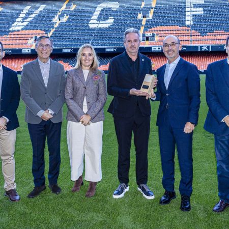 ¡El Valencia CF hace historia! Primer club con el Sello de Reporting en Sostenibilidad