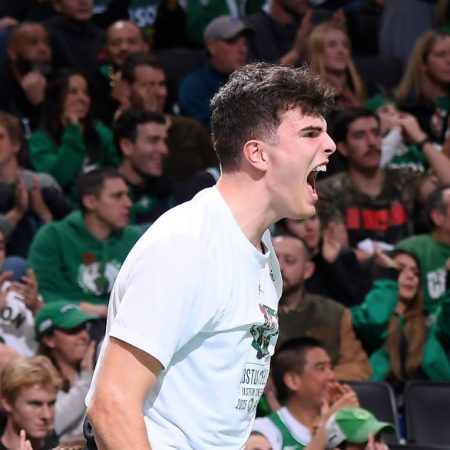 Hugo González deja su huella en los Celtics: ¿Podrá frenar a las estrellas de la NBA?