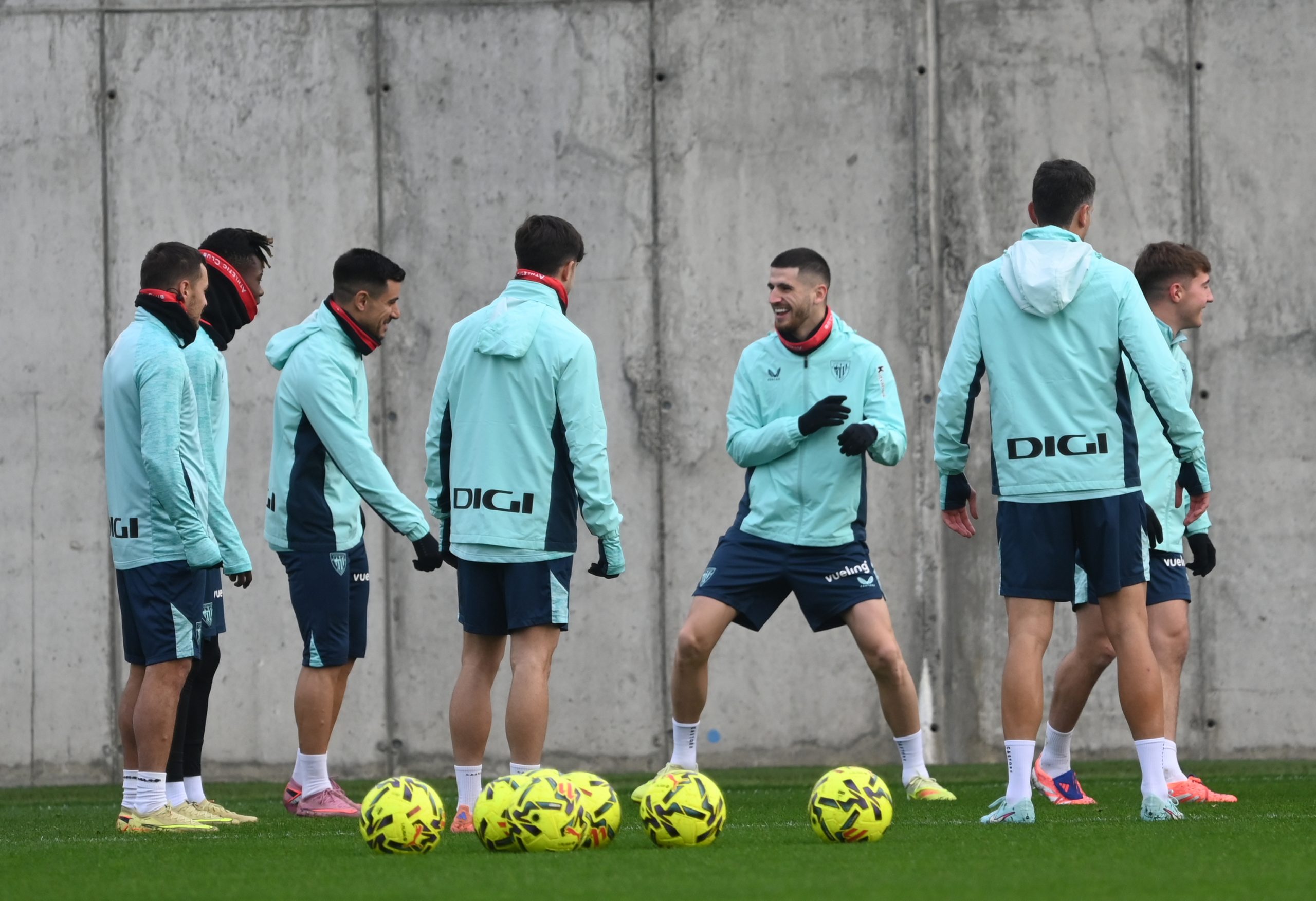 6928c402ab04c scaled