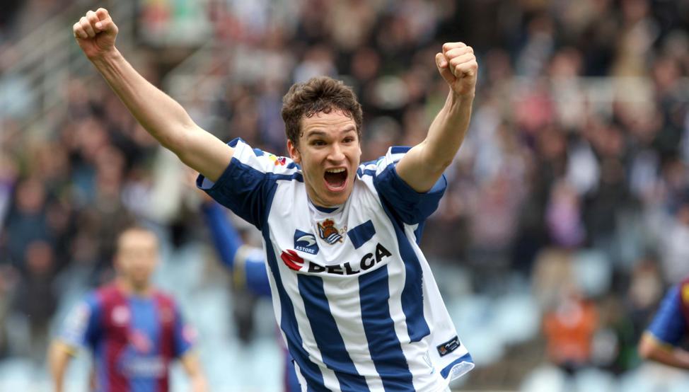 Jon Ansotegi, el nuevo timonel de la Real Sociedad: Un reto emocionante para el exjugador