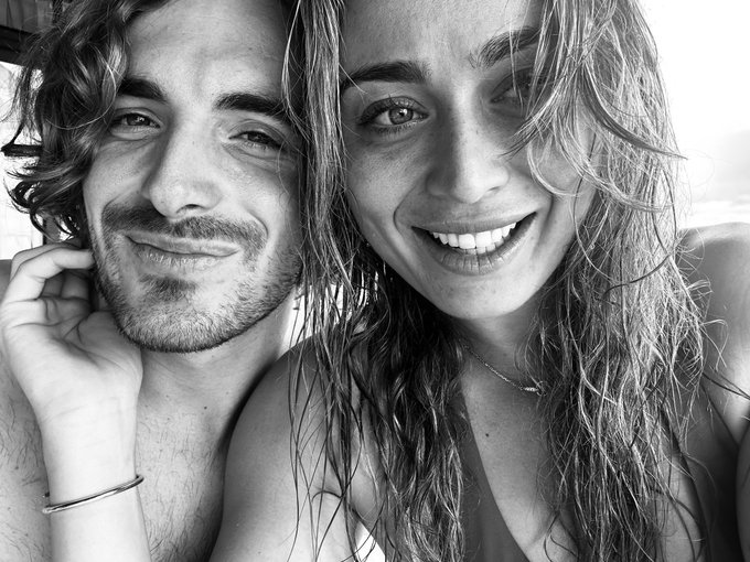 Stefanos Tsitsipas: Un 2025 lleno de desafíos, lesiones y cambios emocionales