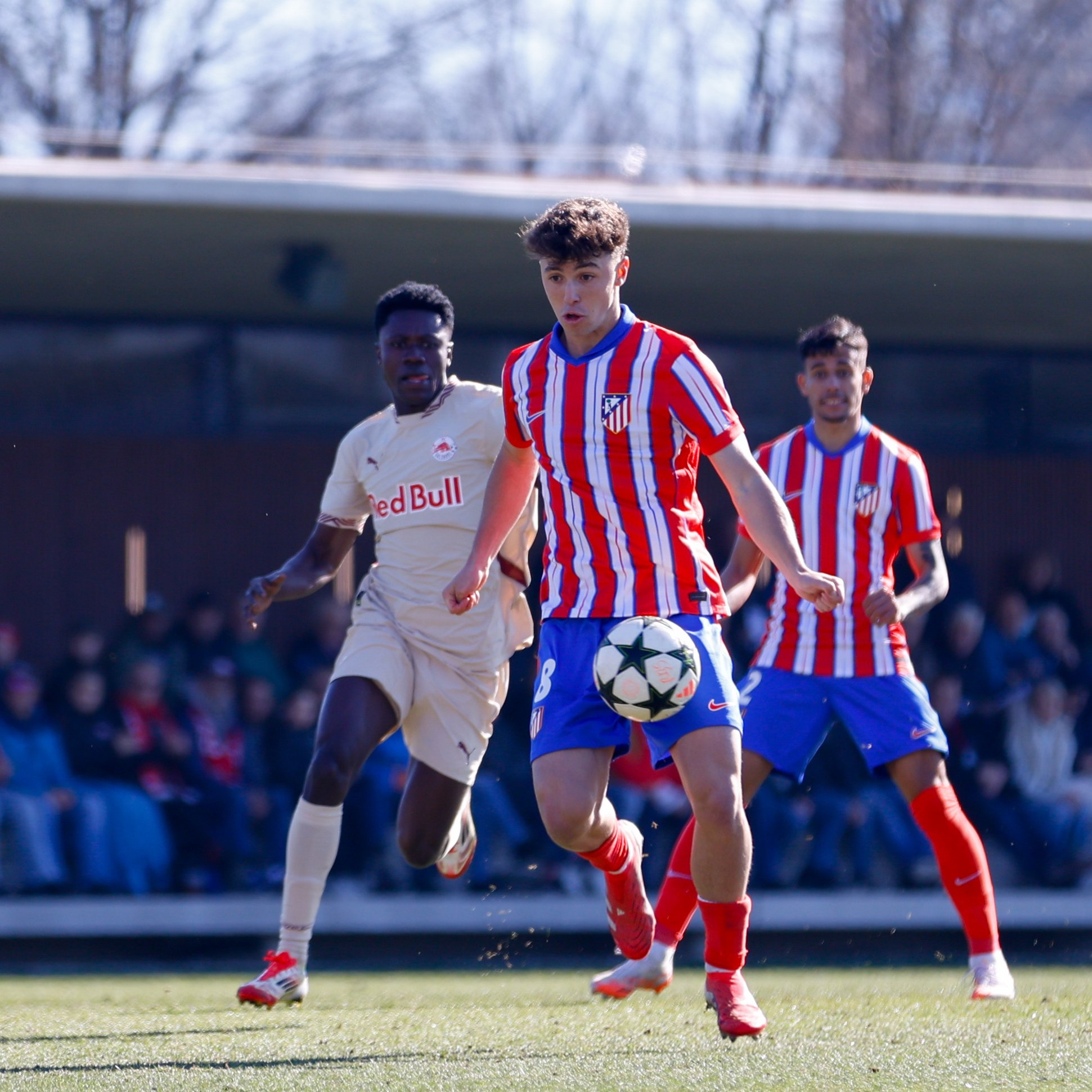 Todo lo que necesitas saber sobre el sorteo de dieciseisavos de final de la UEFA Youth League 2025-2026: 2 equipos españoles buscan avanzar
