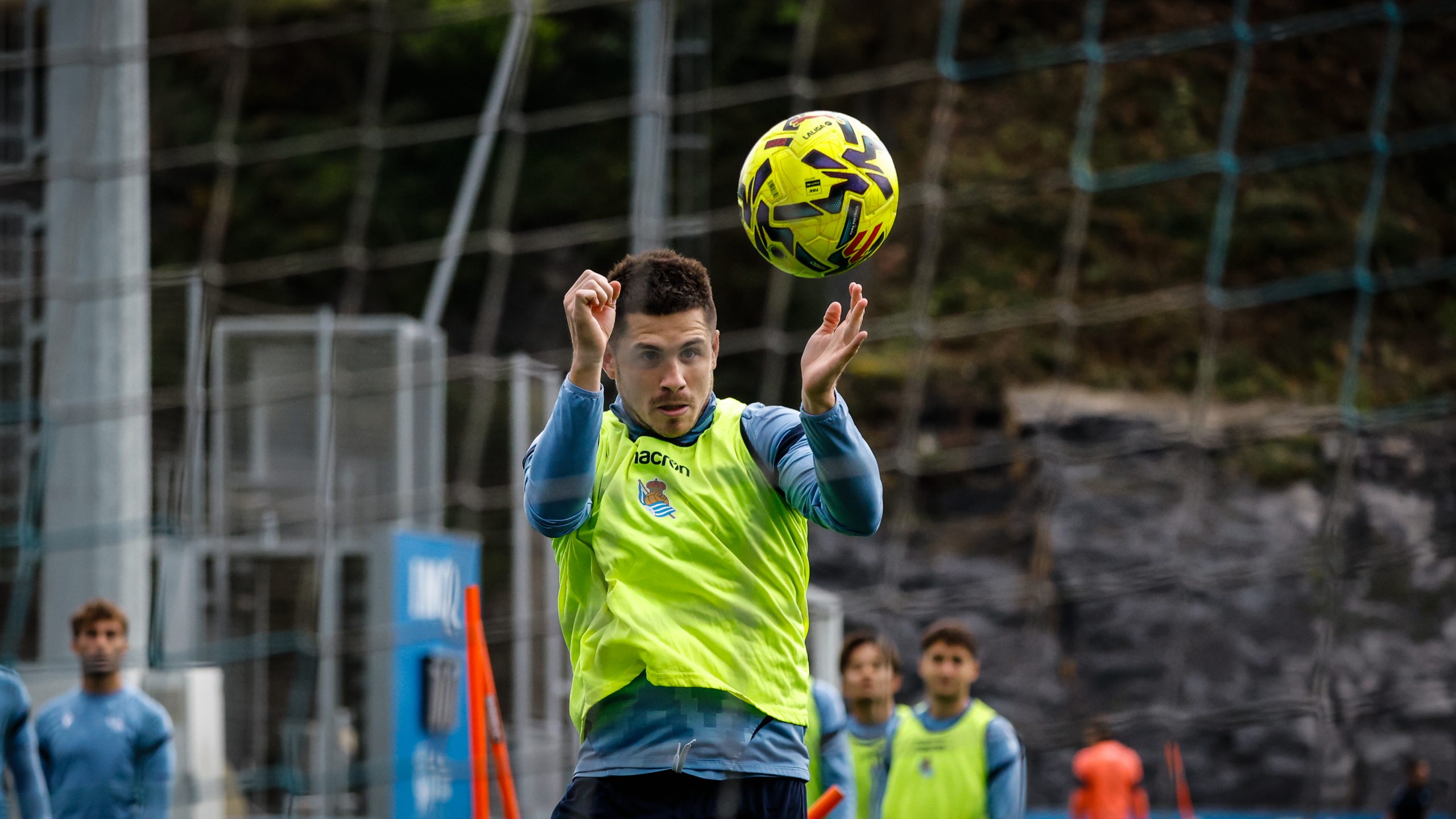 La Real Sociedad a un paso del duelo crucial contra el Girona: ¿Recuperará a Zubeldia a tiempo?