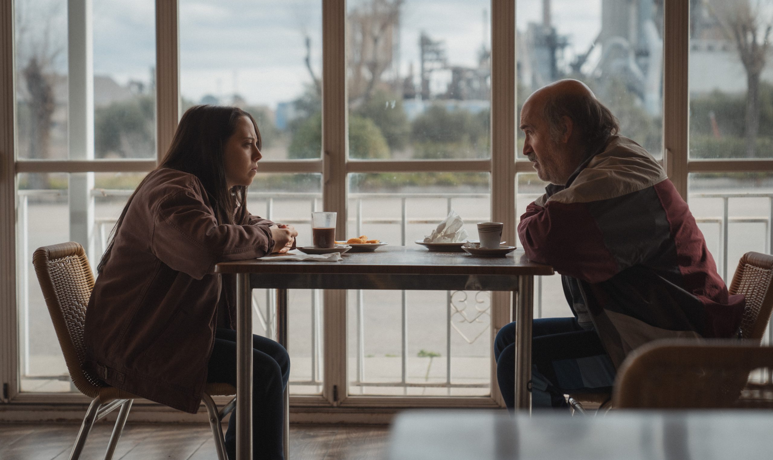 Descubre ‘Yakarta’: La Inspiradora Miniserie Española que Está Conquistando el Corazón de los Espectadores