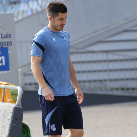 La Real Sociedad se Prepara para el Desafío: ¿Cómo Afectarán las Lesiones a su Partido Clave?
