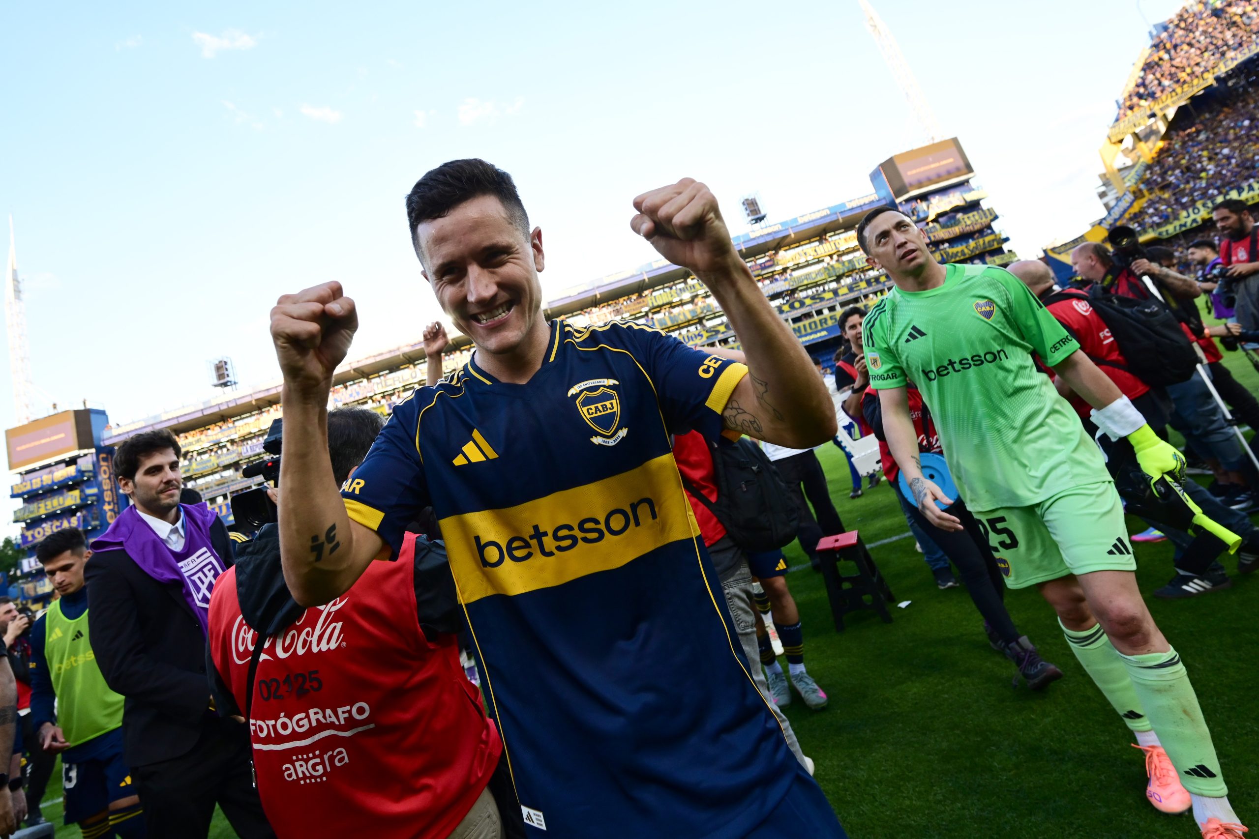 Ander Herrera: La Emotiva Continuidad del Mediocampista en Boca Hasta 2026