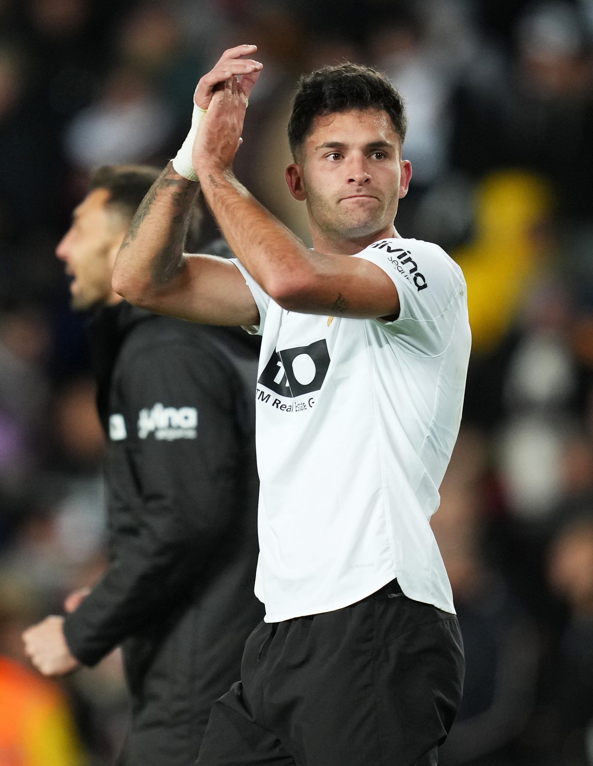 Rayo Vallecano vs Valencia: La Lucha por la Réplica en un Clásico de Emoción y Necesidad 1 69243efe35f2b scaled