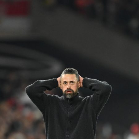 La Sorprendente Destitución de Sandro Wagner: ¿Qué Pasó con el Augsburgo? Analizamos los Detalles