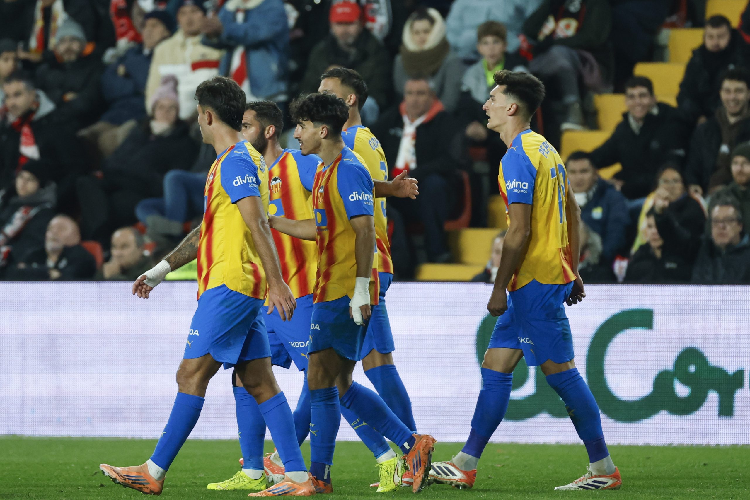 Valencia vs Sevilla: El Gran Choque de la Liga que Puede Cambiarlo Todo
