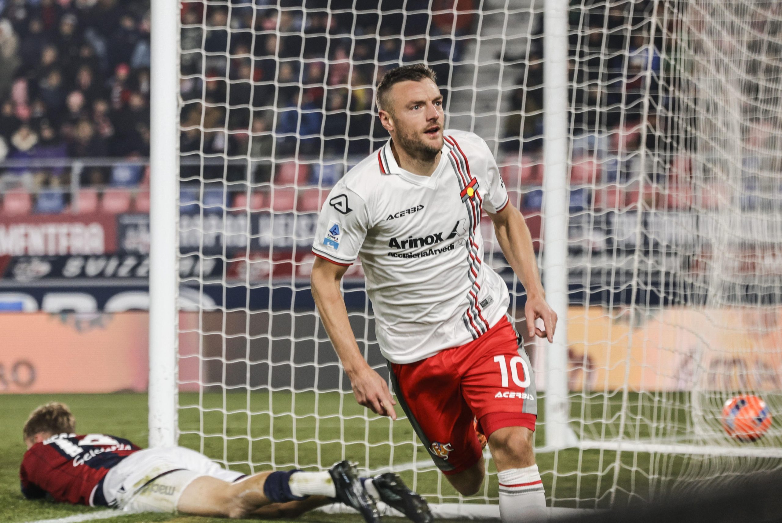 692e18568f7ac scaled