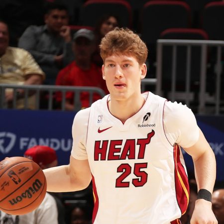 El esperado debut de Kasparas Jakucionis: ¿Por qué los Miami Heat tardaron tanto en lanzarse a la piscina?