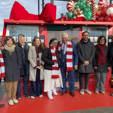 Las 5 Razones por las que las ‘Giving Machines’ en Barcelona Transforman la Solidaridad esta Navidad
