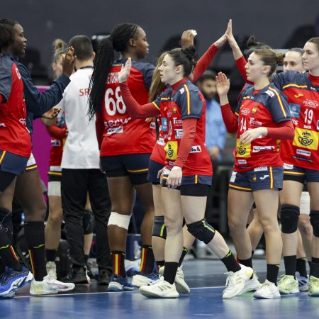 Las Jugadoras de la Selección Española de Balonmano enfrentan Racismo en Redes Sociales: ¿Por Qué es Inadmisible?
