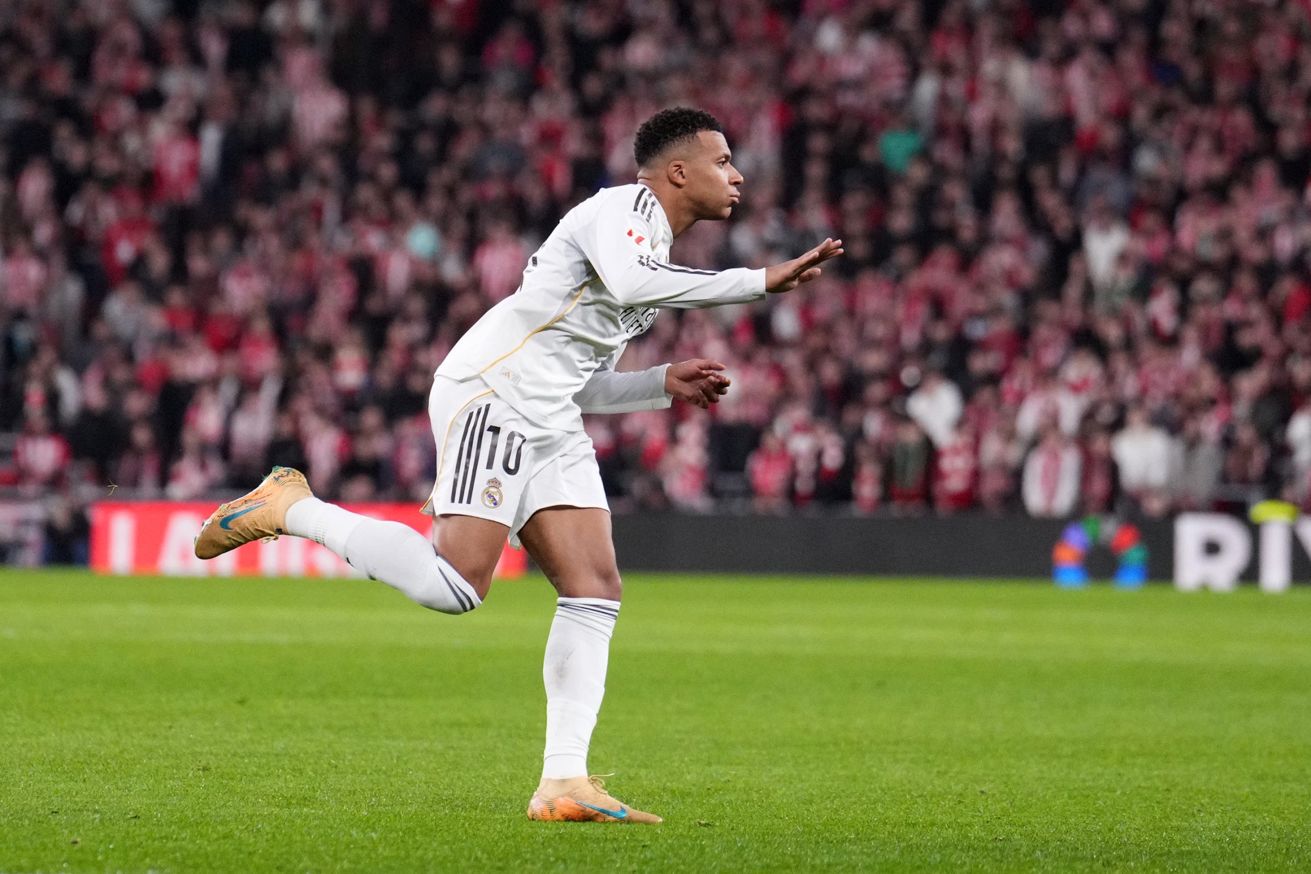 Regreso Triunfal: Real Madrid y Celta se Enfrentan en el Santiago Bernabéu Tras 37 Días de Ausencia