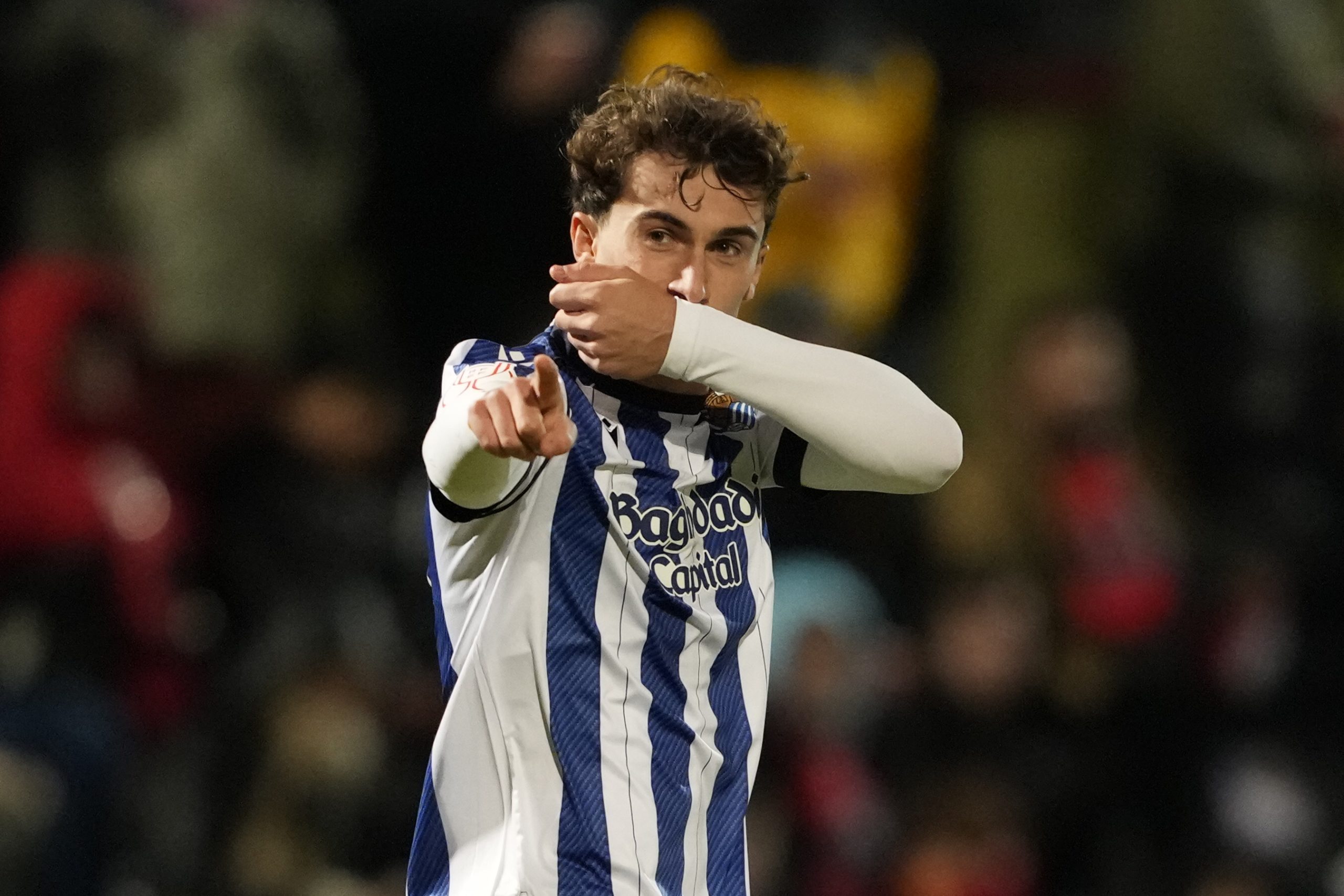 Las Frenéticas Primeras Decisiones de Ansotegi en la Real Sociedad: Un Nuevo Comienzo