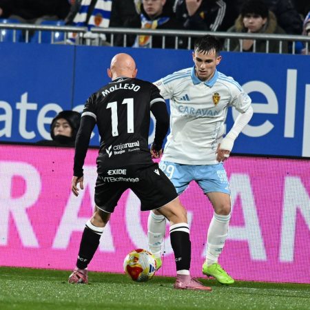 Escándalo en el Fútbol Español: Aficionados del Zaragoza Empapan de Agresividad a Árbitros en El Partido Contra el Burgos