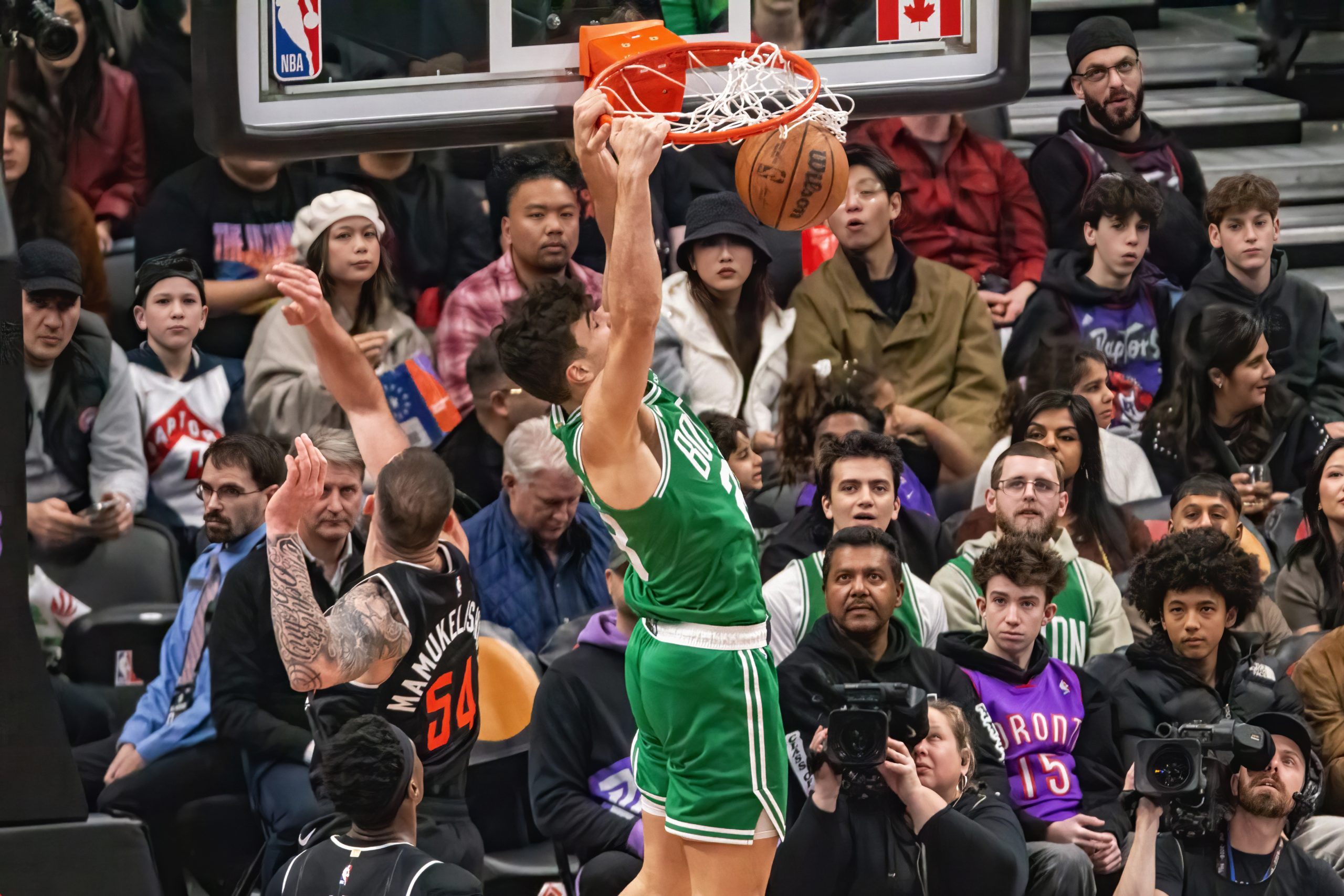 Hugo González: De la Gloria a la Sombra en la NBA, ¿Qué Pasará Después de su Estelar Momento?