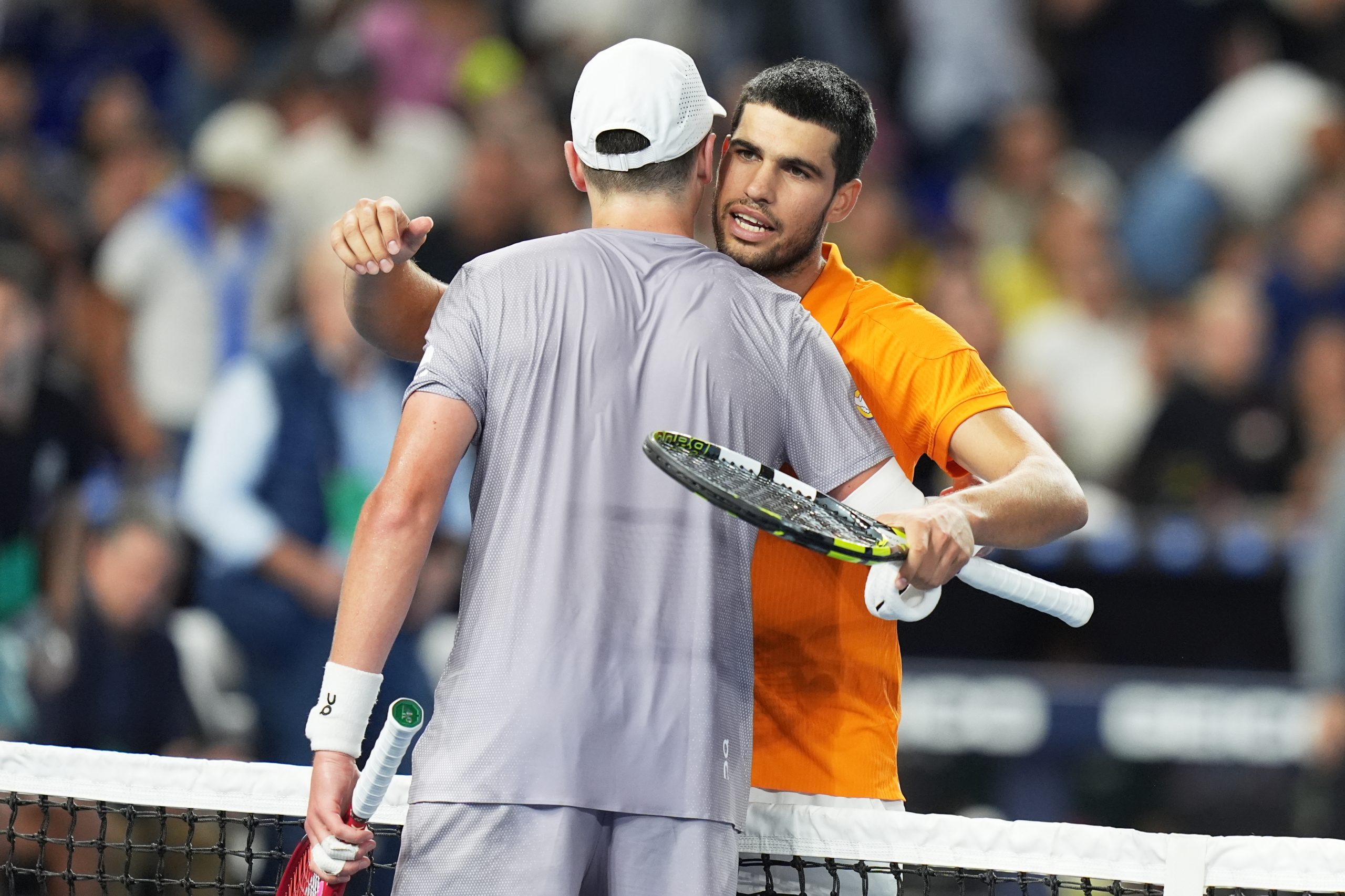 Carlos Alcaraz Brilla en el Miami Invitational: Triunfo en un Final Apasionante