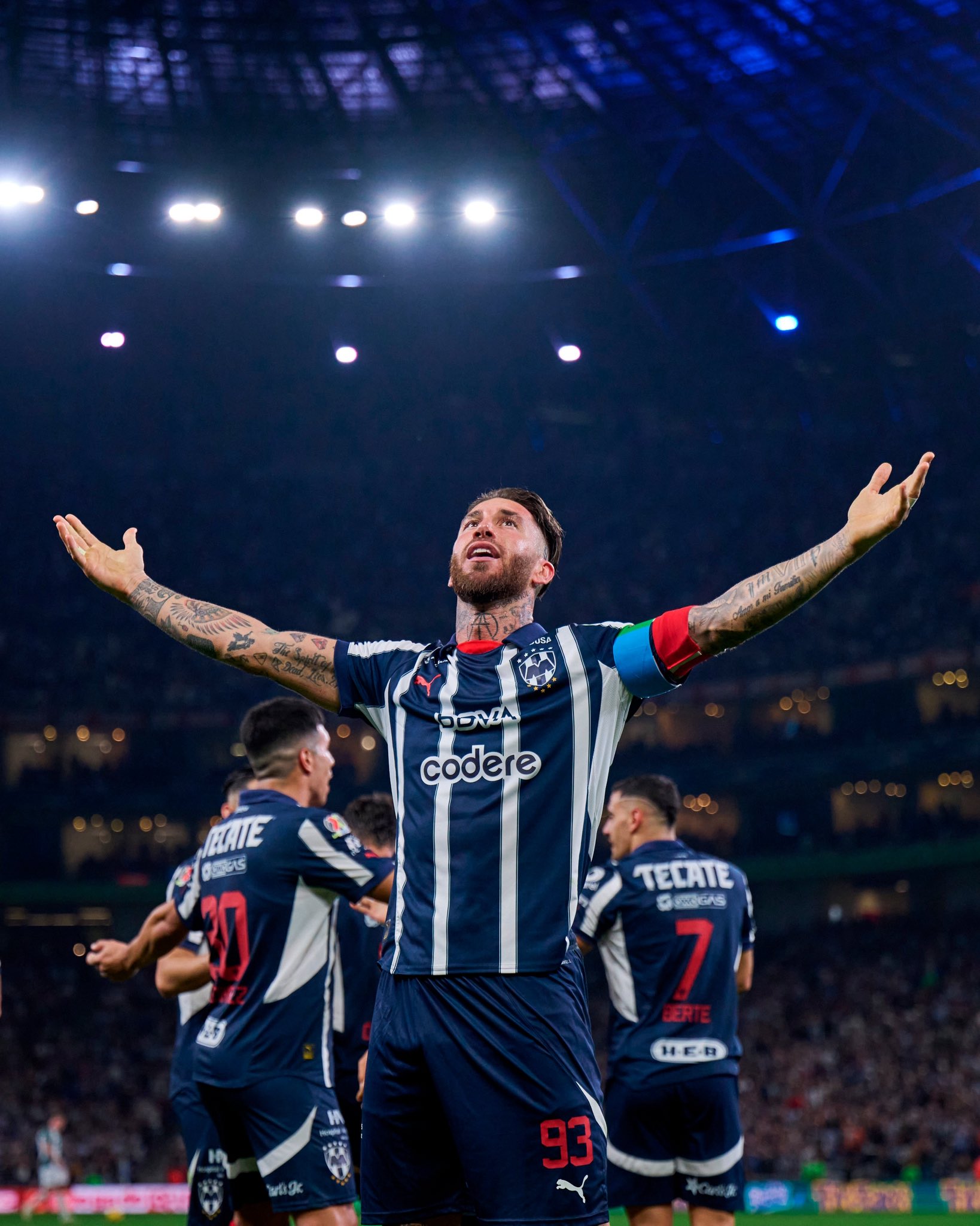 Sergio Ramos: Emotiva despedida del Monterrey tras una temporada inolvidable Sergio Ramos: Emotiva despedida del Monterrey tras una temporada inolvidable