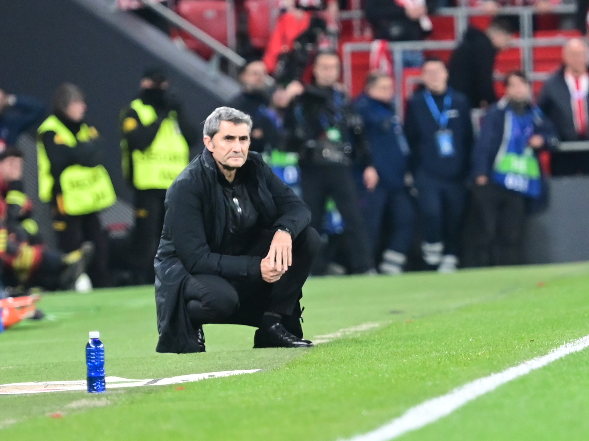 El Impacto del Fallecimiento de Robe Iniesta: Un Homenaje Sentido en el Deporte Español