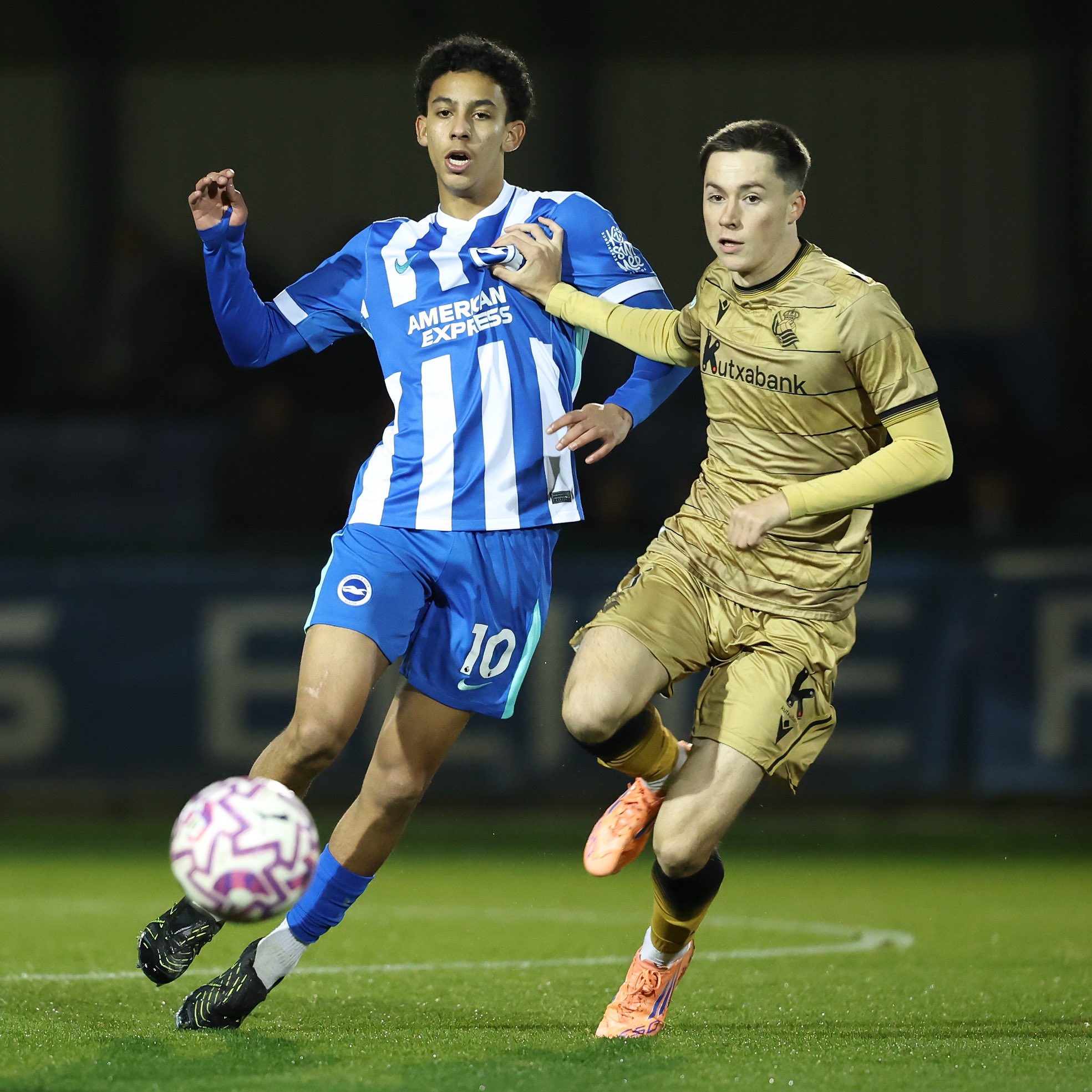 La Real Sociedad Brilla en la Premier League International Cup: 2-1 contra Brighton y la Maestría de sus Jóvenes