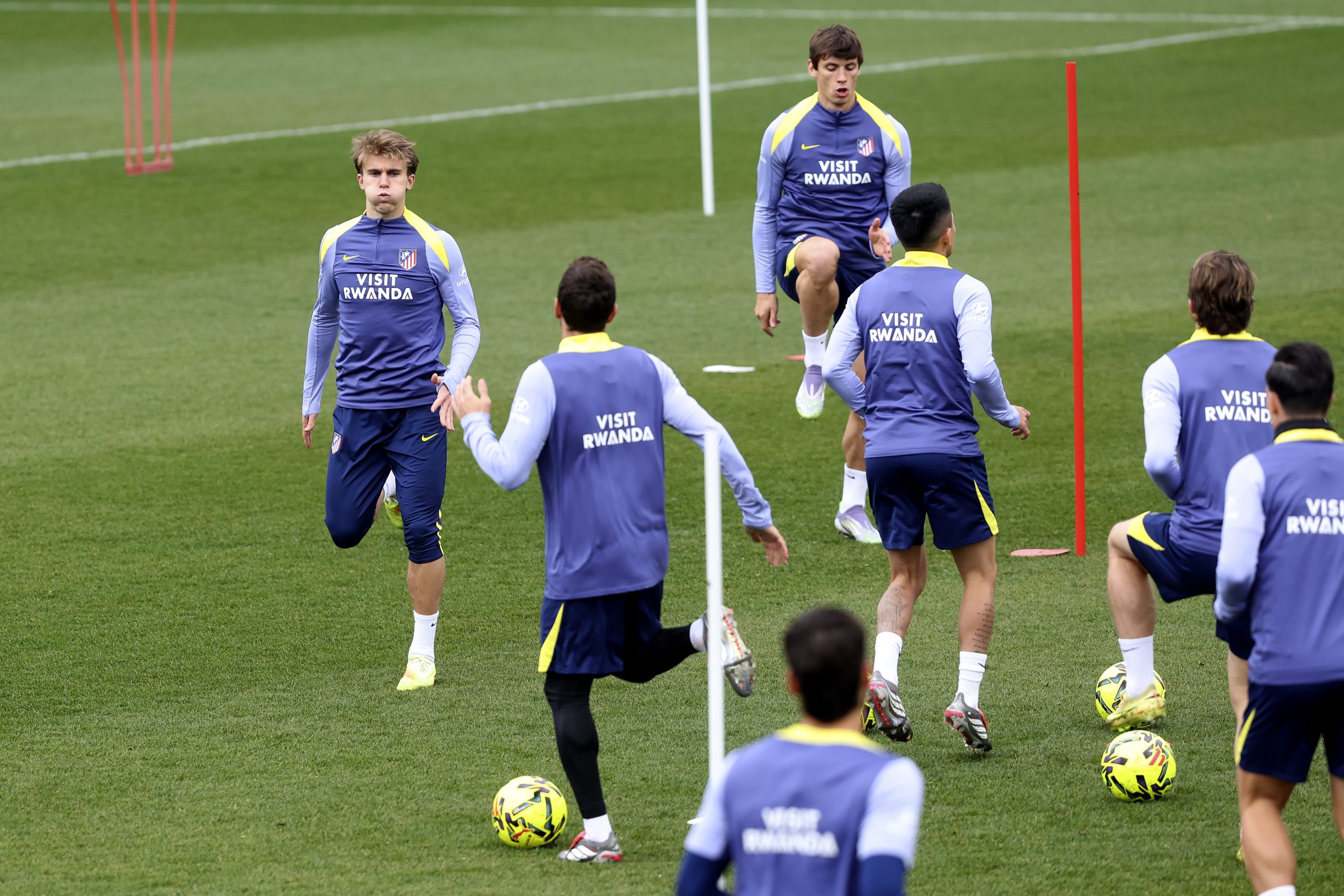 Atlético de Madrid ante Valencia: 14:00 en el Metropolitano y el regreso de Lenglet, claves de la previa