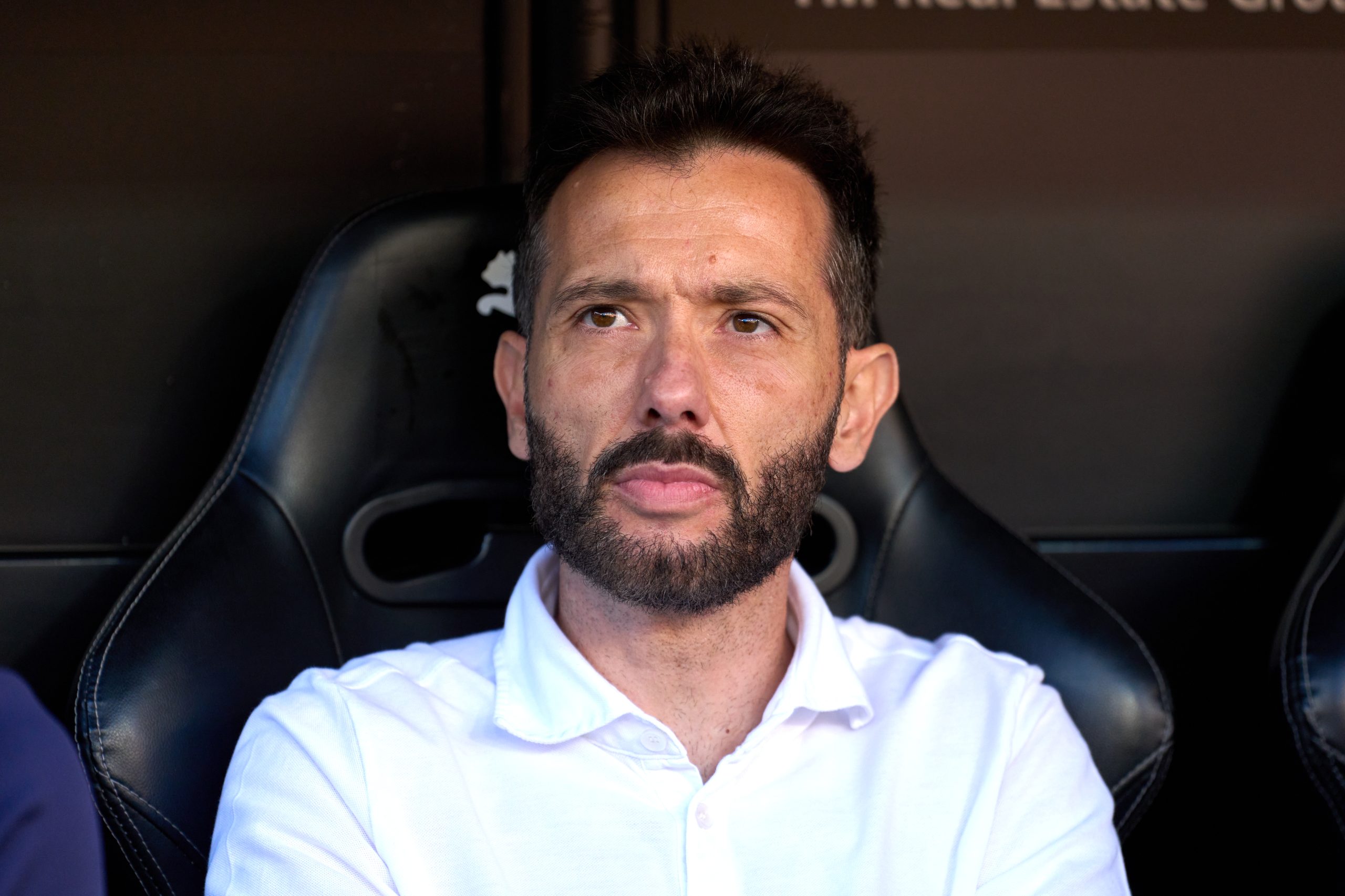 Las Dudas del Valencia: La Gripe Afecta a Gayà y Rioja Antes del Choque Contra el Atlético de Madrid