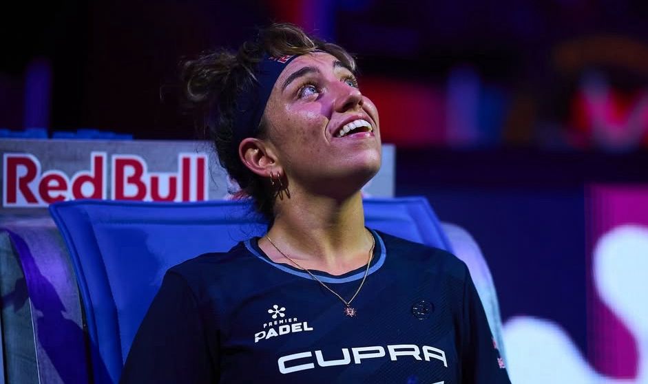 Bea González y Claudia Fernández: Un Clásico Emocionante que las Lleva a Semifinales en el Palau Sant Jordi