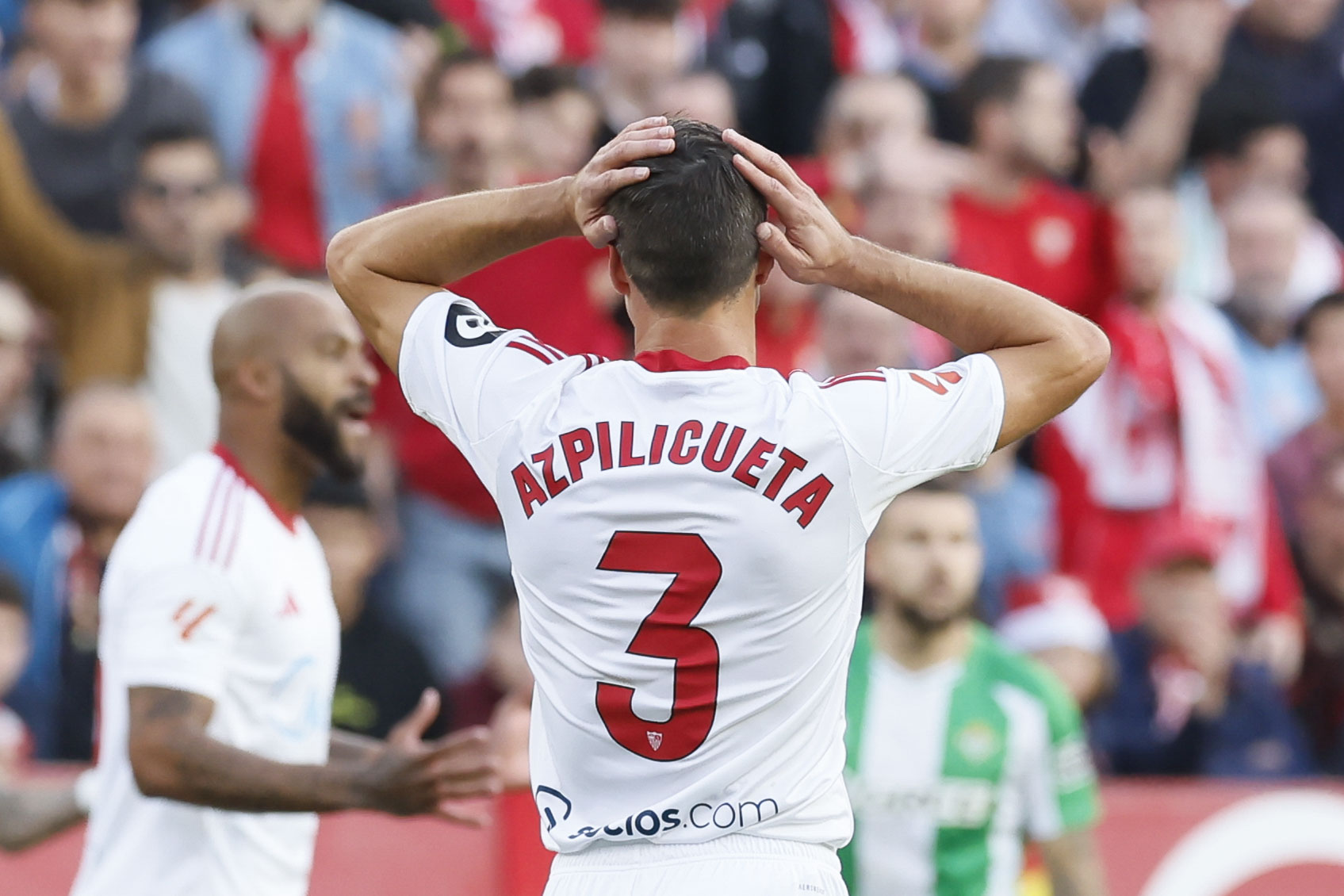 El Sevilla FC Amplía su Deuda: ¿Qué Significa para su Futuro Financiero y Deportivo?