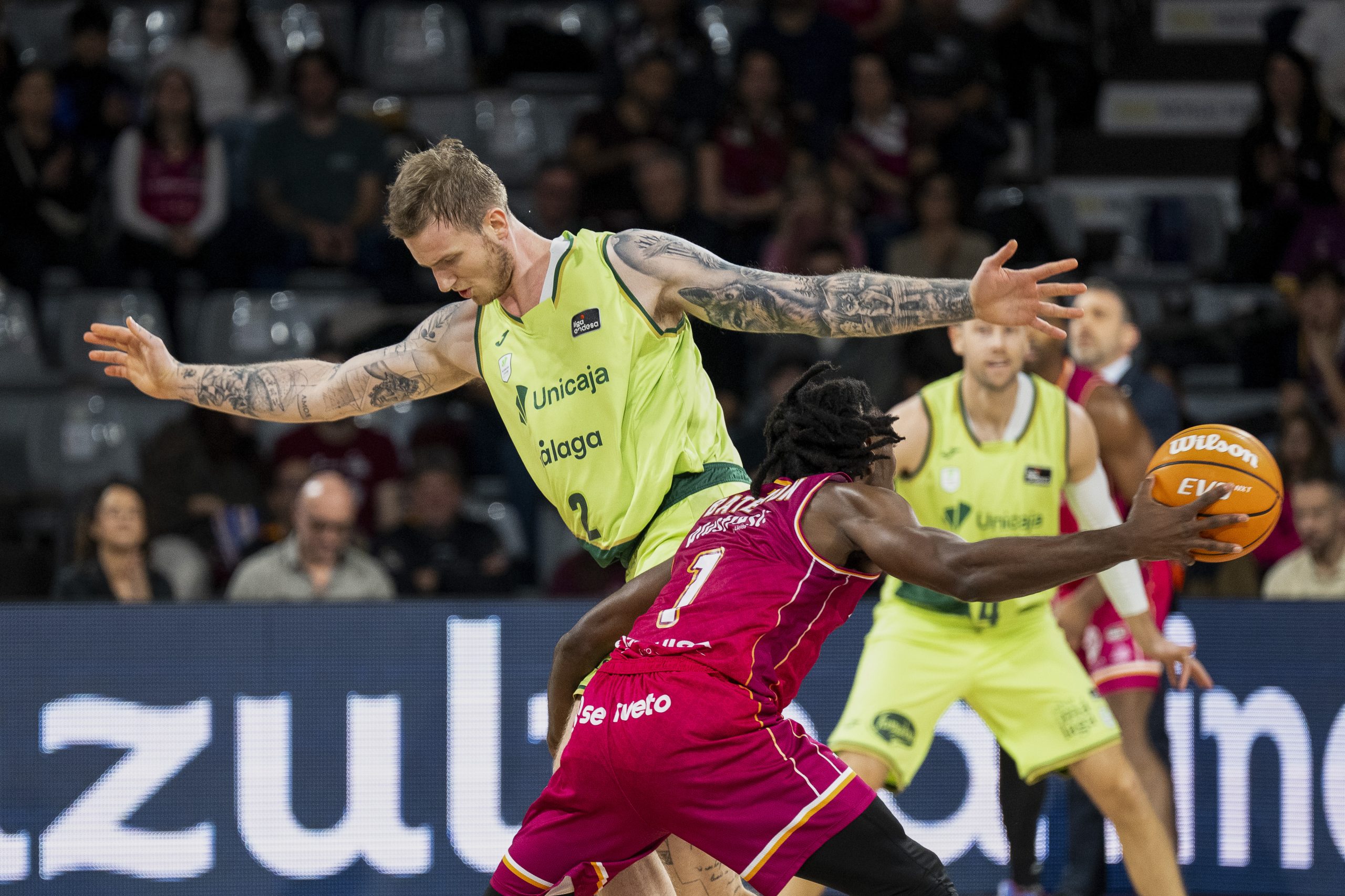 Hiopos Lleida Busca el Resurgimiento Ante el Invicto Surne Bilbao: ¿Podrán Romper la Mala Racha?