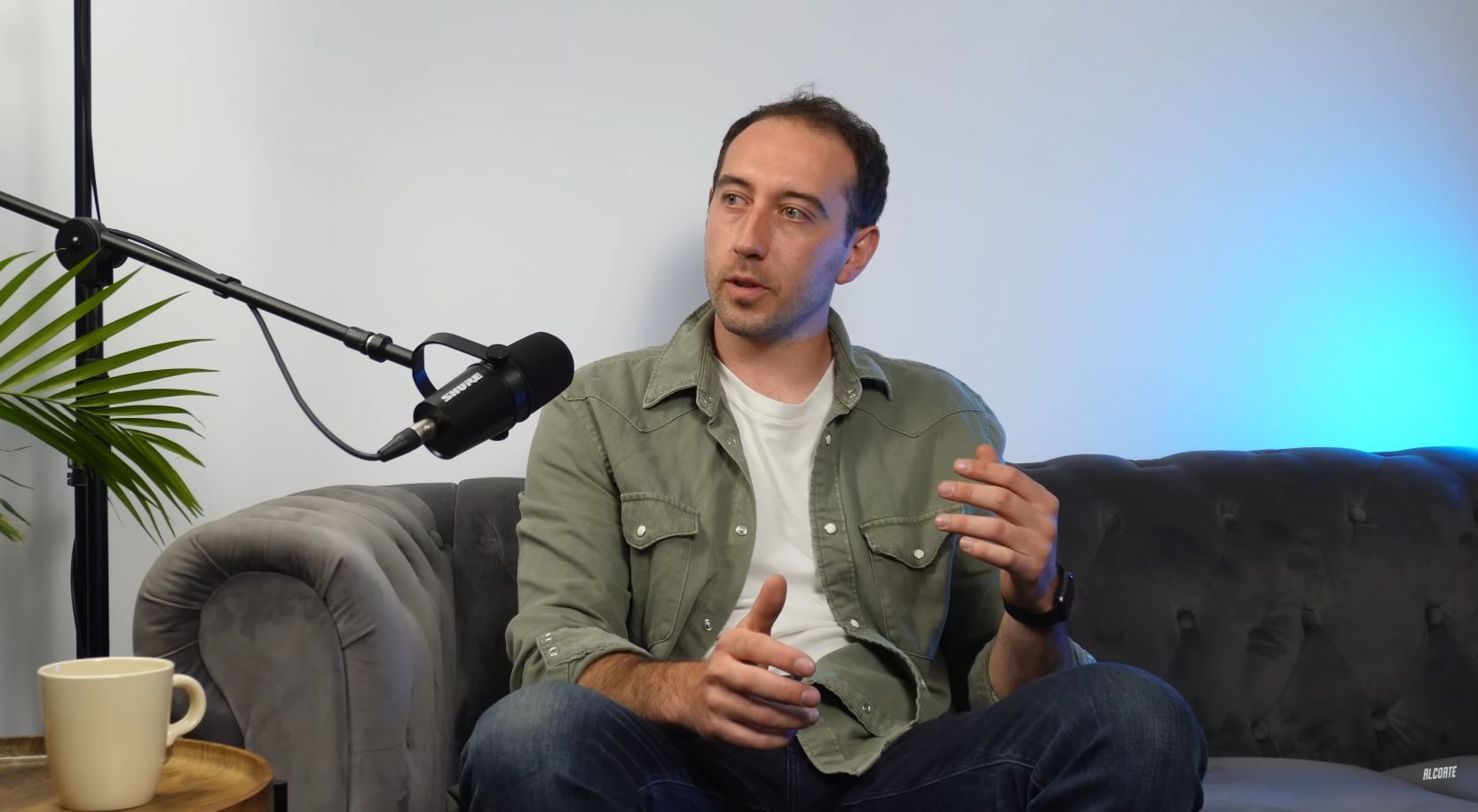 ¿Crisis en el Mercado Automovilístico? 5 Claves para Comprar Coches de Segunda Mano en España