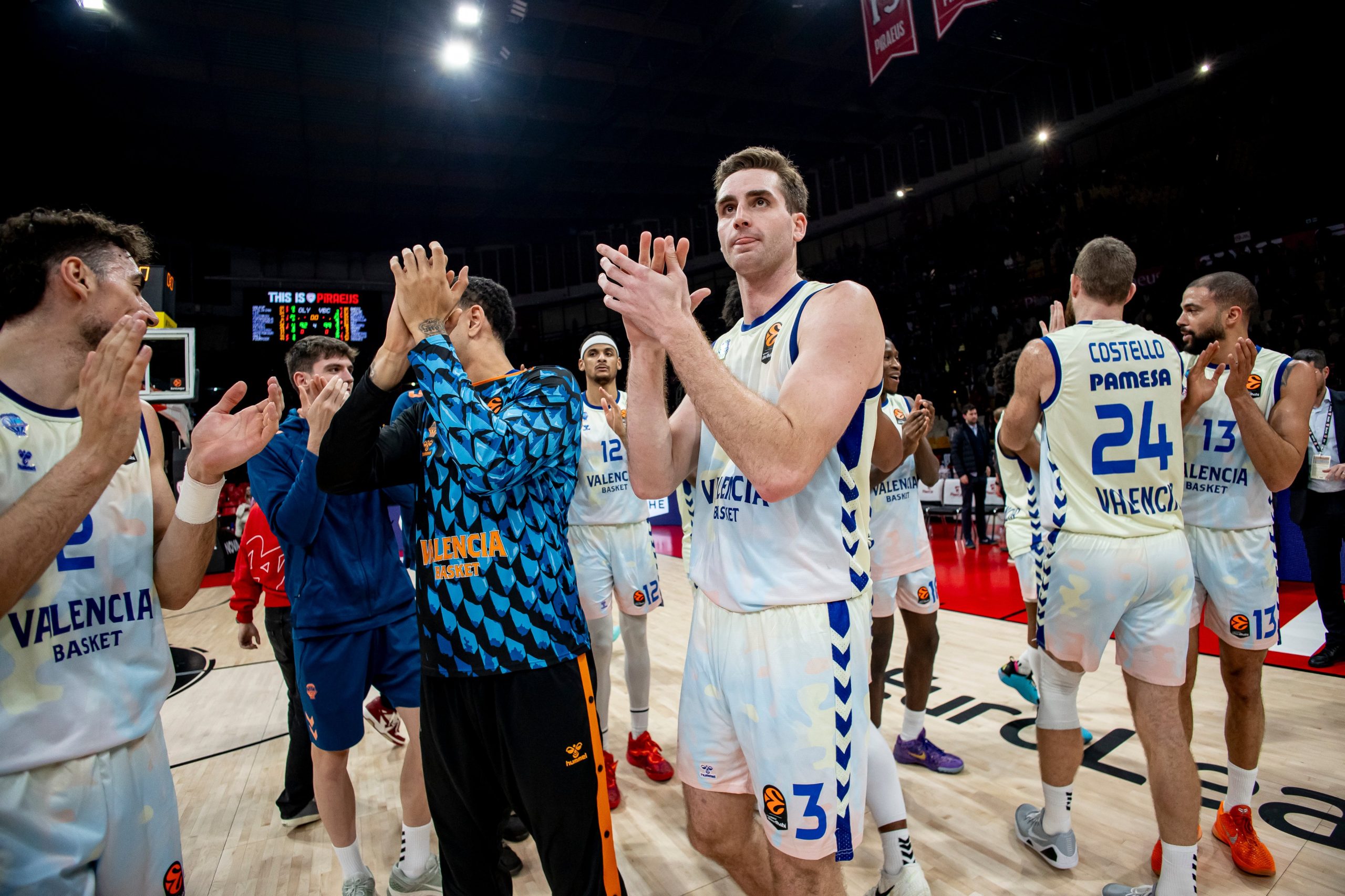 Valencia Basket Logra una Increíble Quinta victoria Consecutiva en Euroliga: 99-92 Frente a Olympiacos