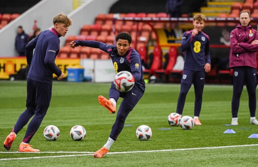 El FC Barcelona fija su mirada en Ajay Tavares, la joven promesa inglesa que desata pasiones