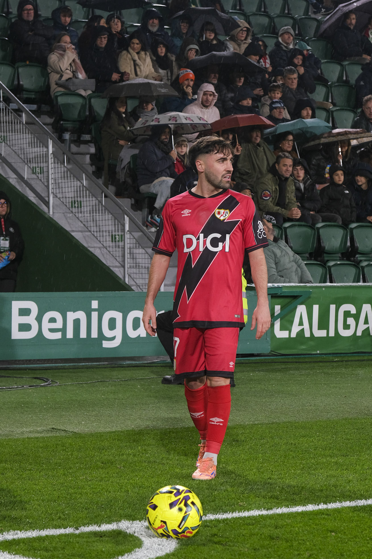 Rayo Vallecano Logra Anulación de Tarjeta Amarilla a Unai López: Un Triunfo Clave para el Club