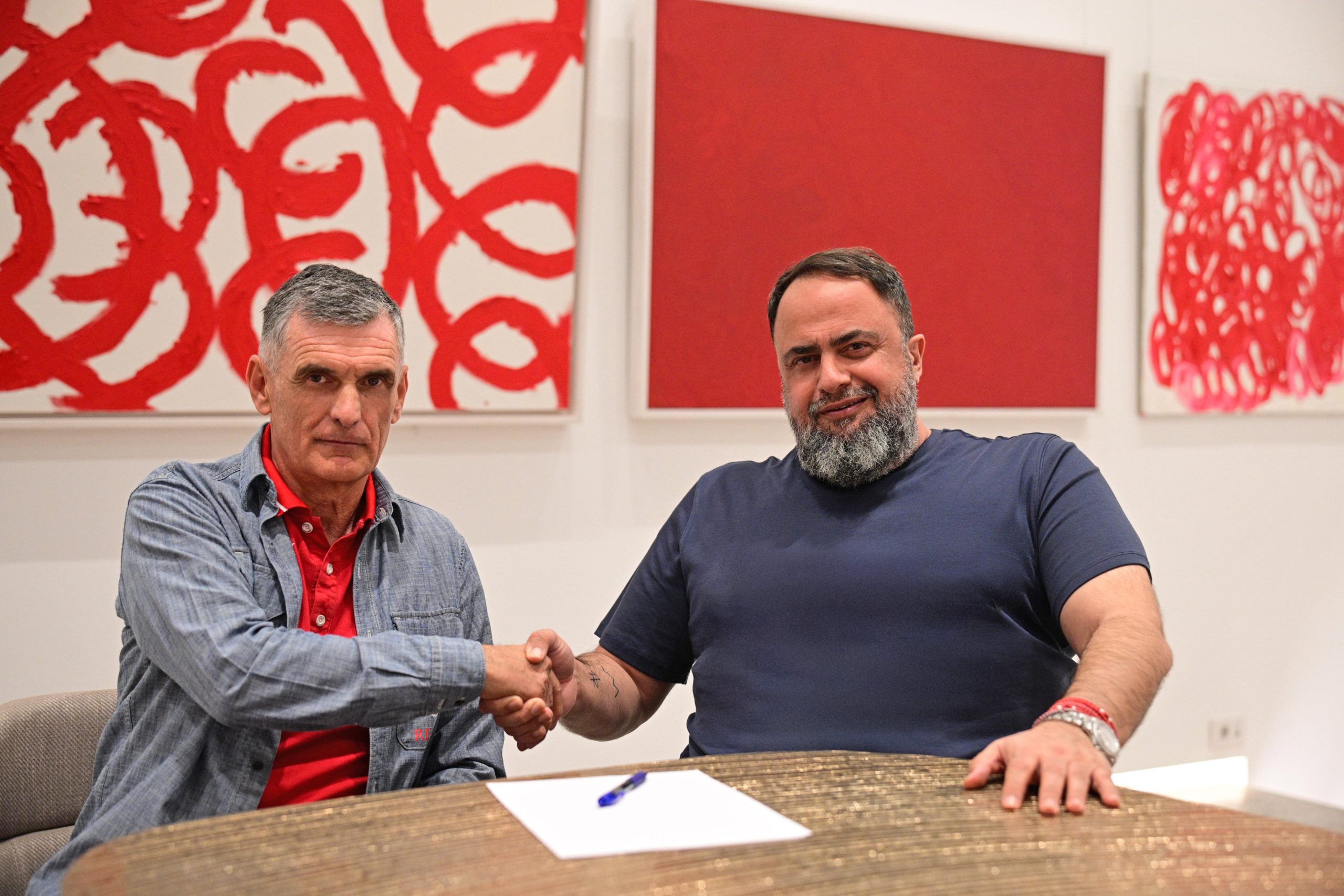 José Luis Mendilibar: Renovación con Olympiacos hasta 2027, un reflejo de confianza y éxito