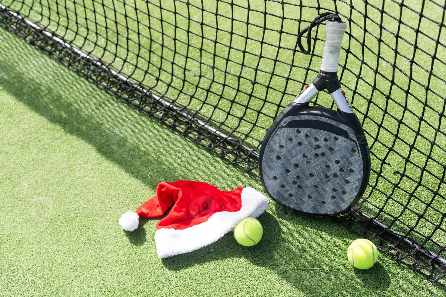 5 Claves para Jugar Pádel tras las Comidas de Navidad sin Drama