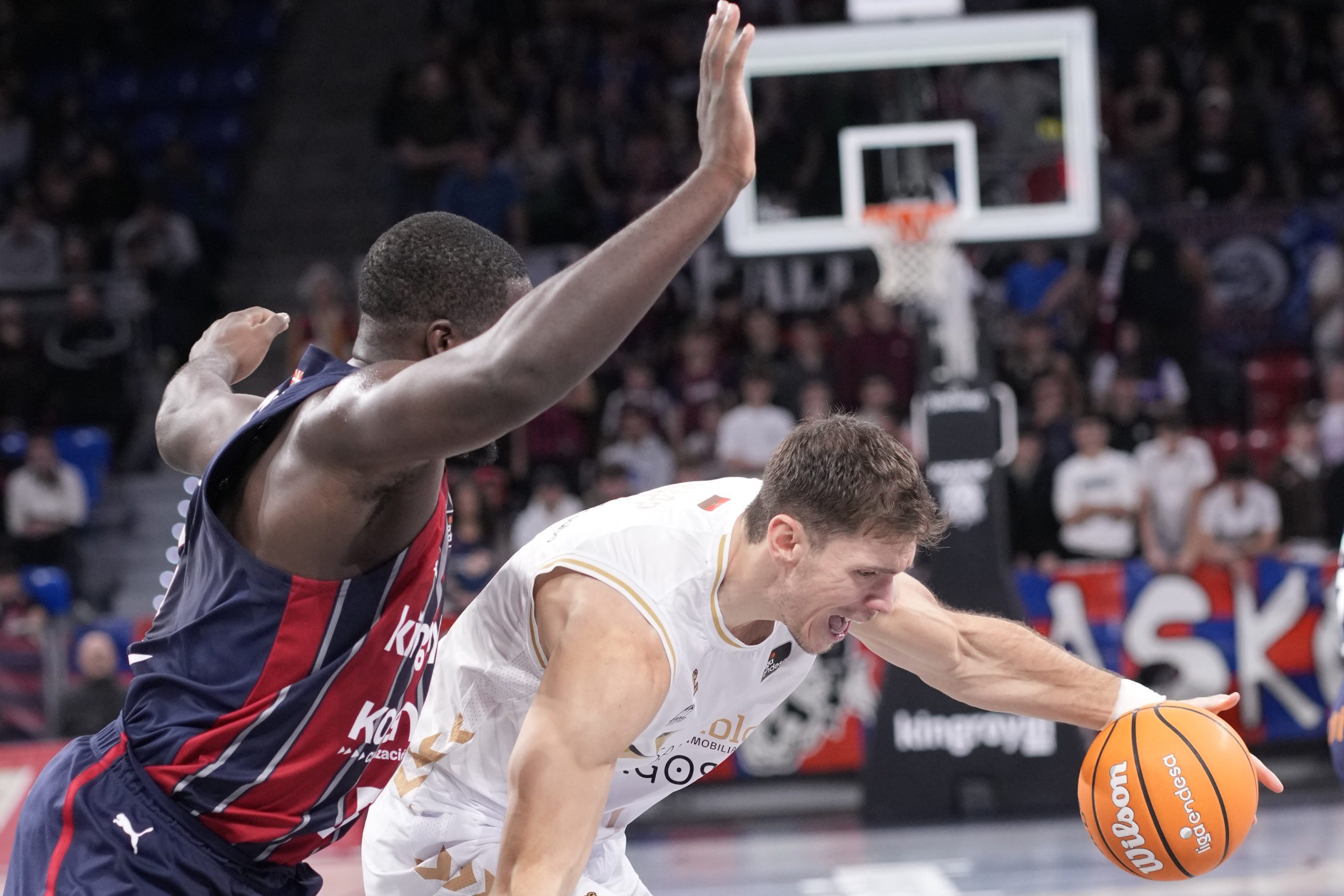 Baskonia se Impone a San Pablo Burgos: Un Triunfo que Acerca a la Copa del Rey