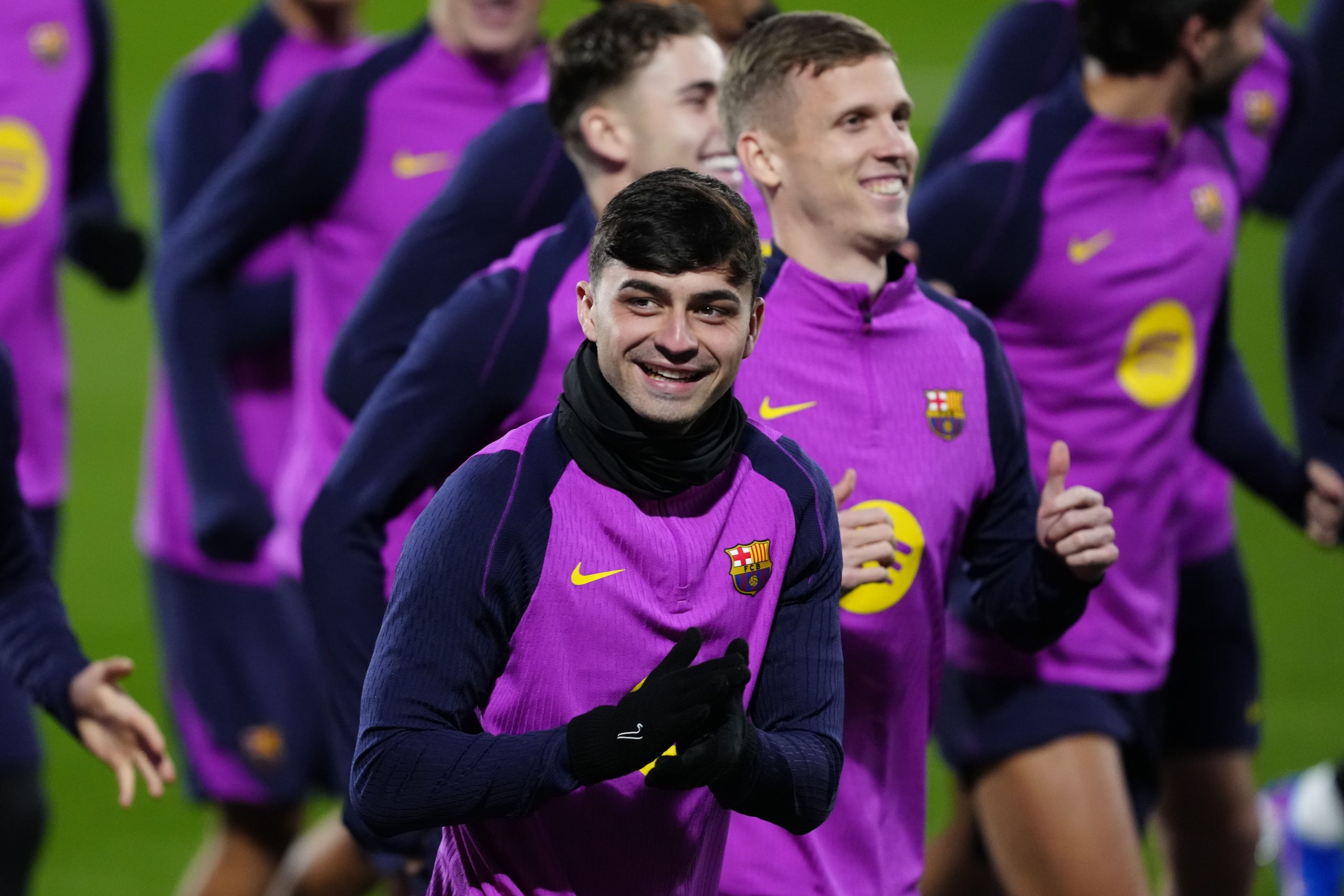 Entrenamiento Completo del Barcelona: ¿Preparados para el Derbi contra el Espanyol?