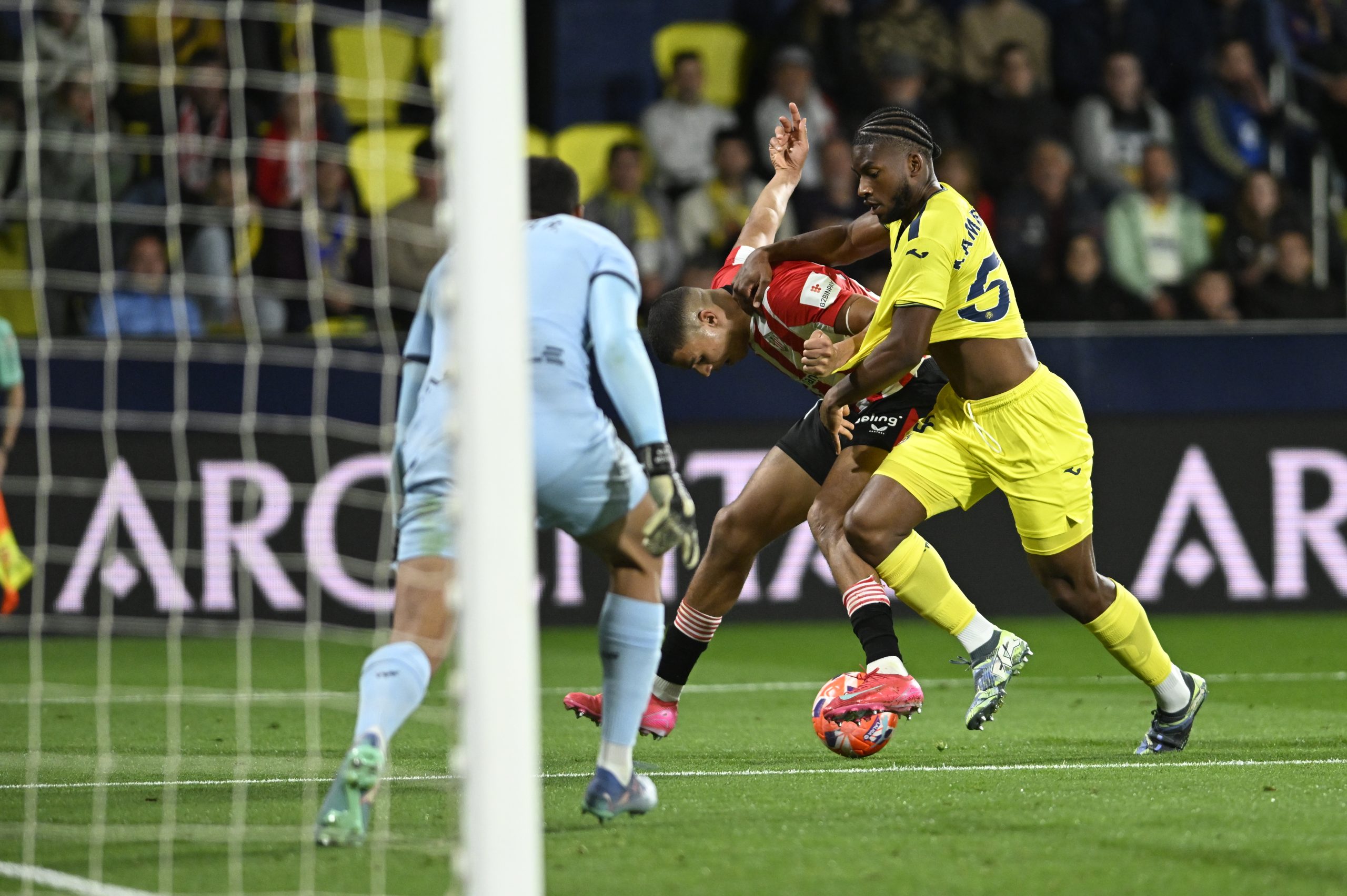 El Villarreal celebra el regreso de Kambwala y Partey: Momentos esperados tras meses de lesión
