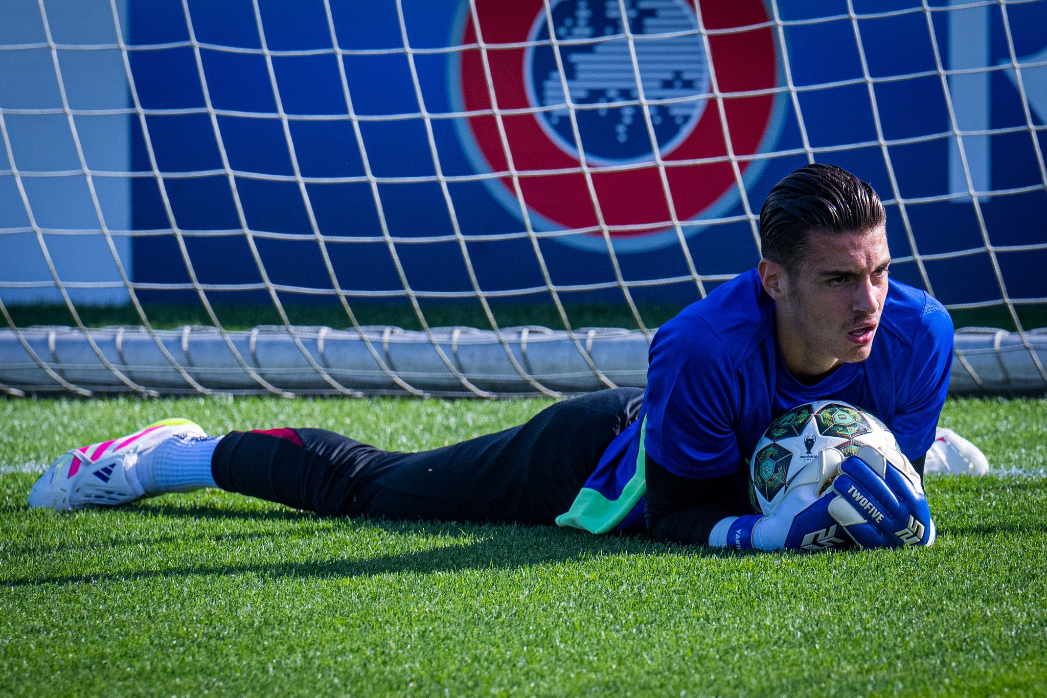 Áron Yaakobishvili: La Joven Promesa del FC Andorra que Suena para el Barça